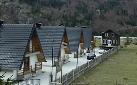 Bujtinat e lugines valbone